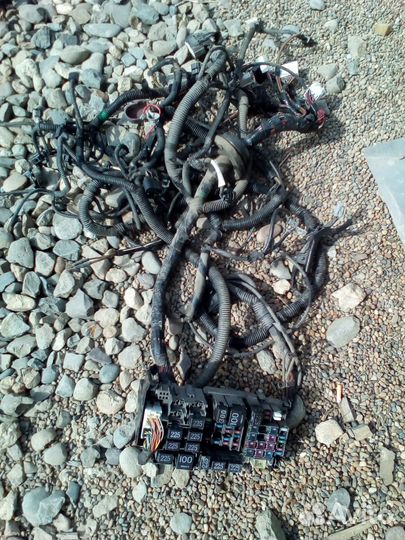 Блок предохранителей с проводкой Faw Besturn b50