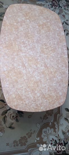 Кухонный стол