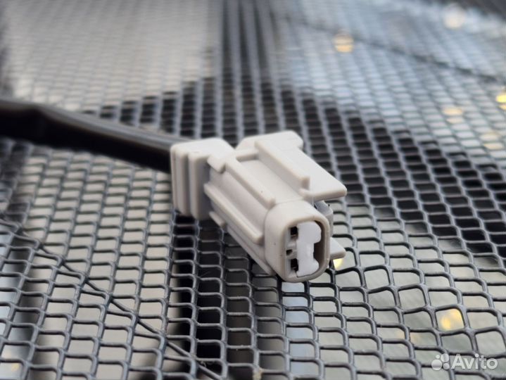 Новая Кнопка багажника Nissan Qashqai