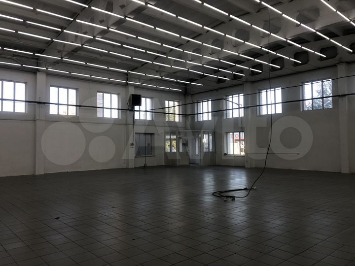 Свободного назначения, 870 м²