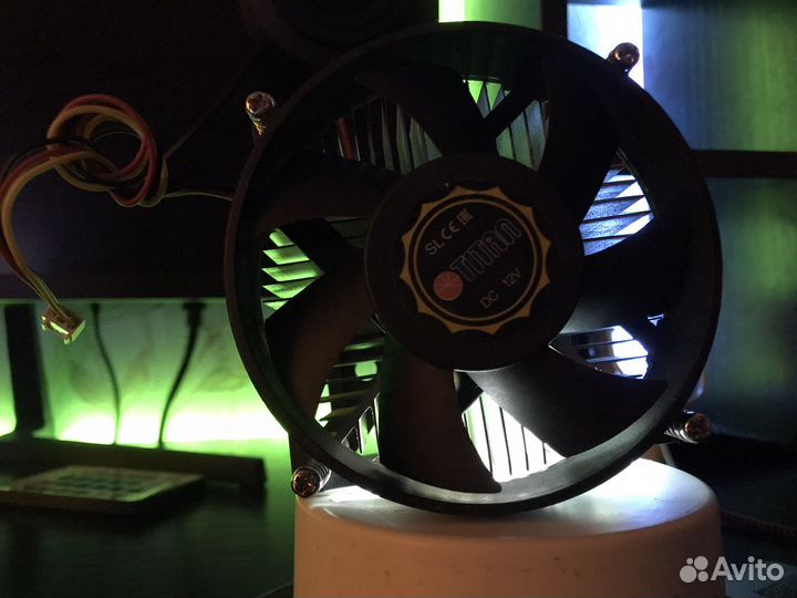 Intel core i3 4130 +бокс. куллер