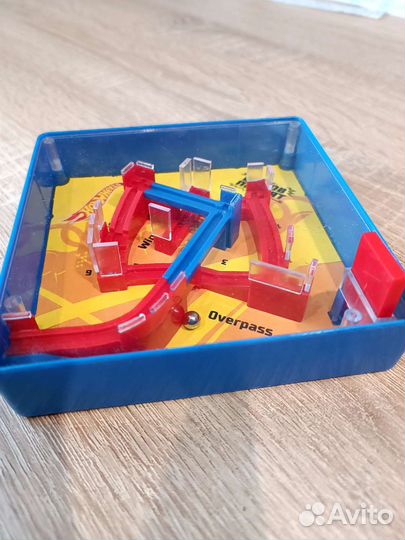 Лабиринт с шариком hot wheels оригинал