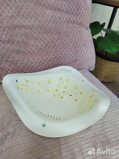 Лампа для маникюра