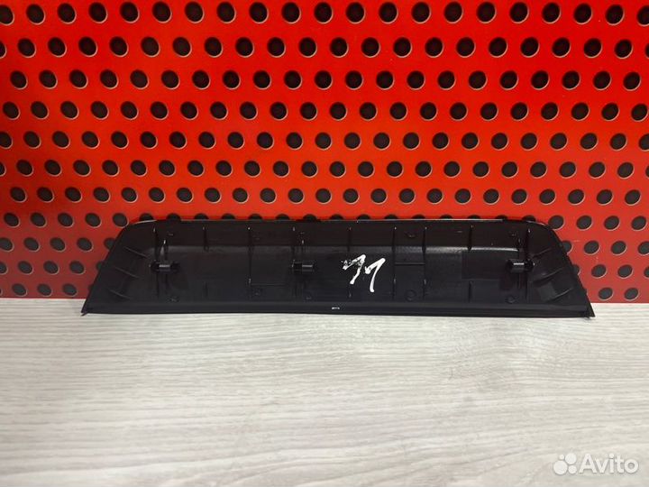 Накладка на порог салона задняя левая Lexus Rx 4