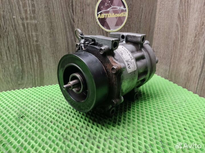 Компрессор кондиционера Volvo 20587125