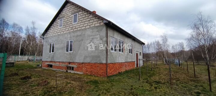 Дом 135 м² на участке 17,6 сот.