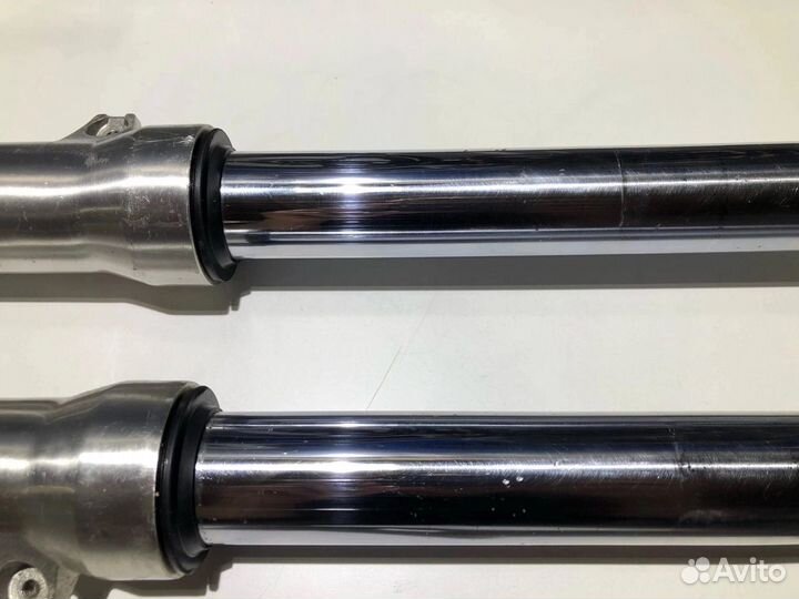 Перья вилки Kawasaki Zephyr 750 2002г