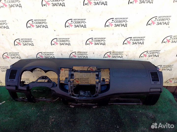 Toyota Hilux Торпедо Airbag