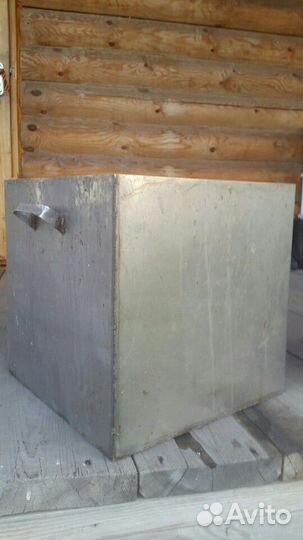 Бак из нержавеющей стали