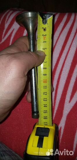 Выпускной клапан