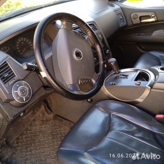 SsangYong Kyron 2.0 AT, 2007, 196 000 км
