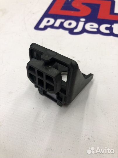 Крепление кронштейн фары Audi Q7 4M Q8