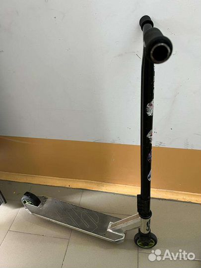 Трюковой самокат