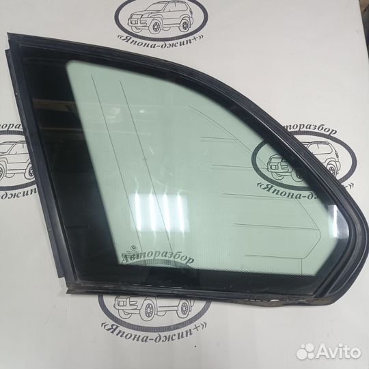 Глухие форточки (стекла) багажника BMW x5 e53