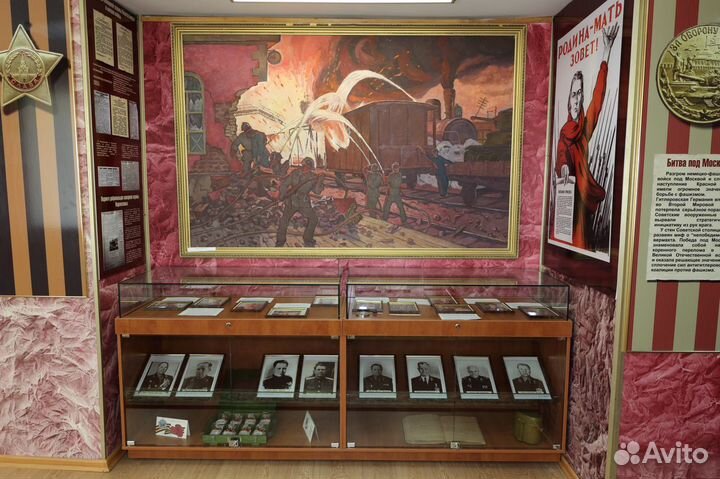 Стеклянная витрина для музея