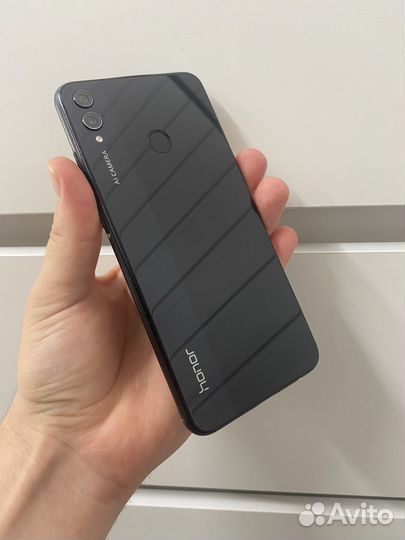 Телефон honor 8x 4/64gb