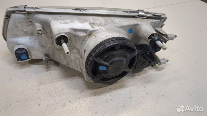 Фара (передняя) Mitsubishi Carisma, 1998