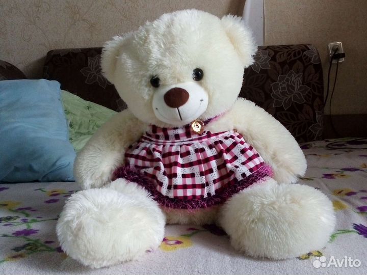 Плюшевый медведь