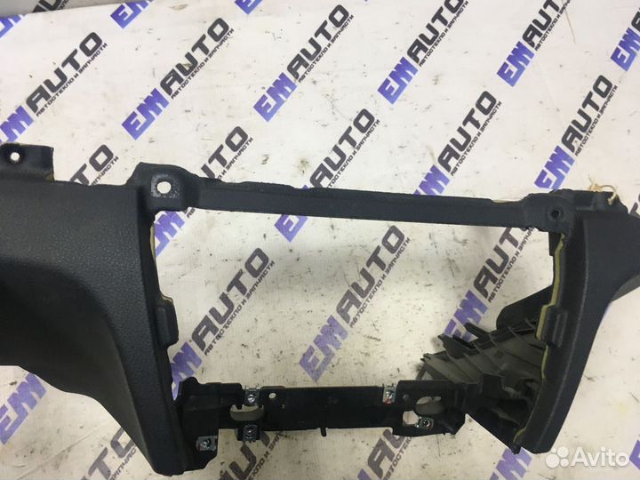 Накладка торпедо центральная бмв 730D F01 седан