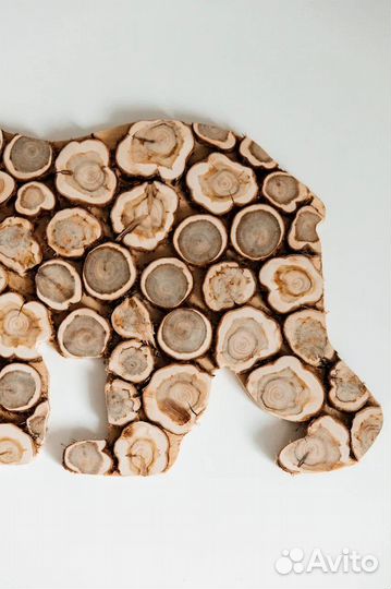 Панно из можжевельника