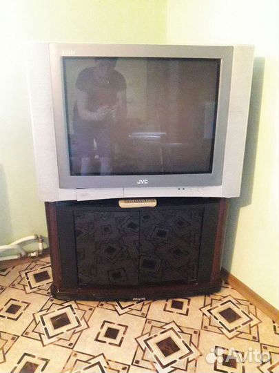 Телевизор JVC и тумба philips