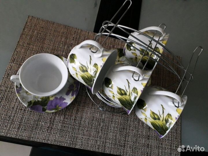 Фарфоровый чайный сервиз новый