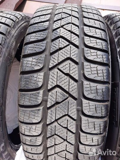 Pirelli Winter Sottozero 3 205/45 R17 87V