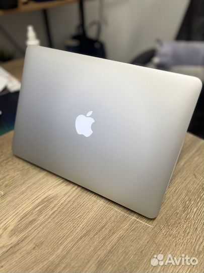 Apple MacBook Air 13 А1466