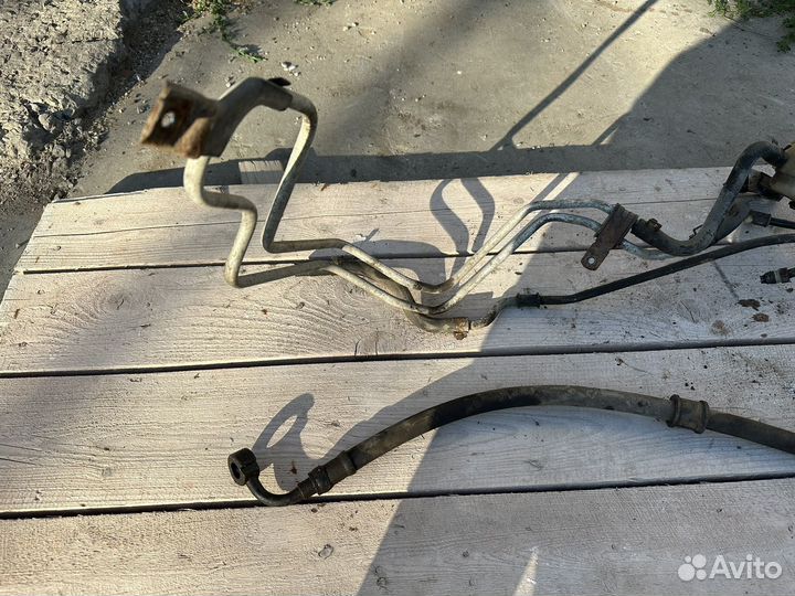 Трубки гура Hyundai Accent