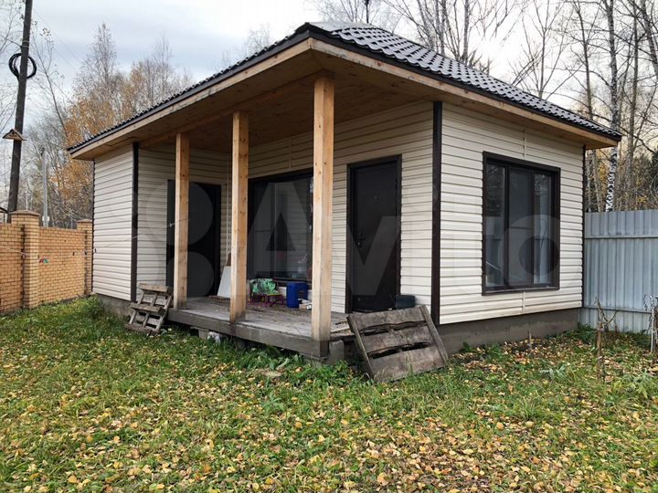 Коттедж 280 м² на участке 8 сот.