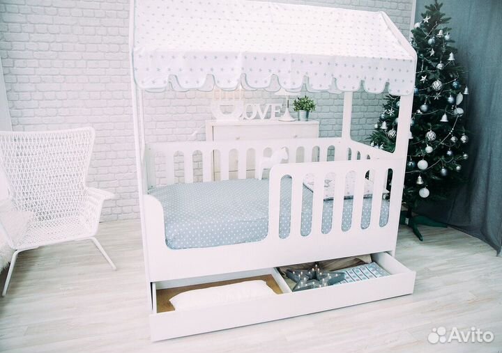 Кровать Домик с высоким бортиком