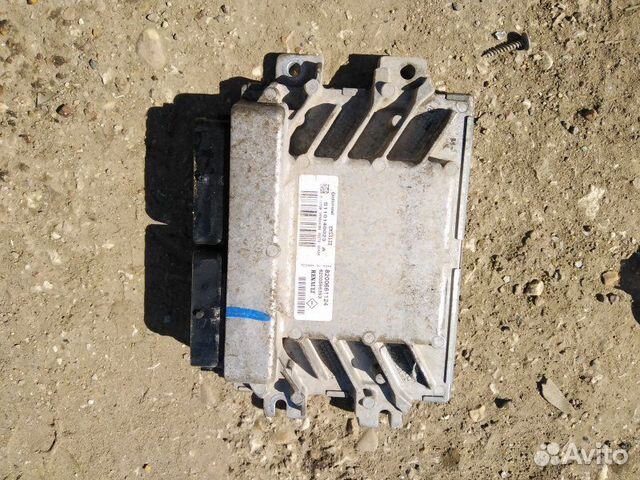 Блок управления двигателем Renault Logan K7J 2009
