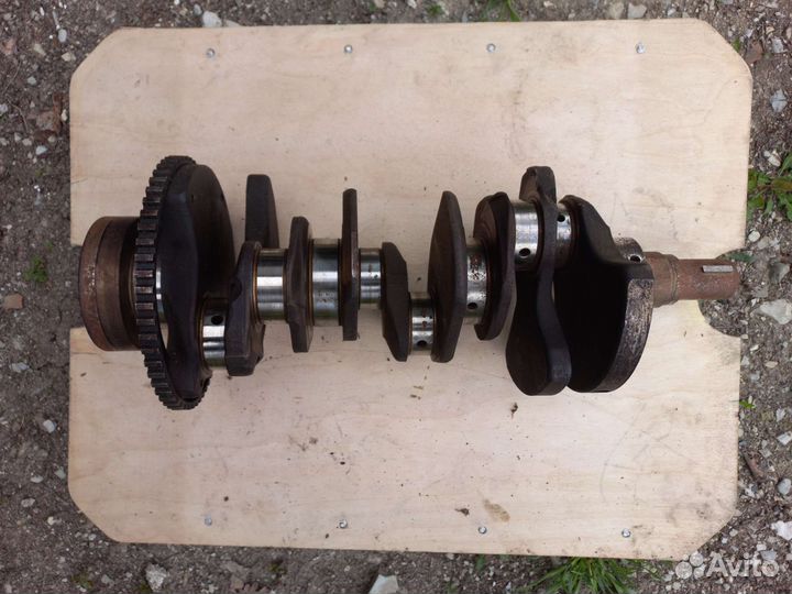 Каленвал с Санта Фе 2,7 л, v 6. Двигатель G6BA