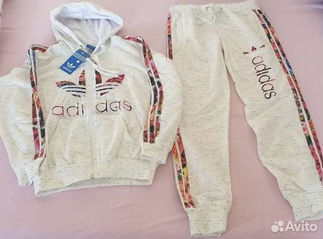 Теплый костюм на девочку