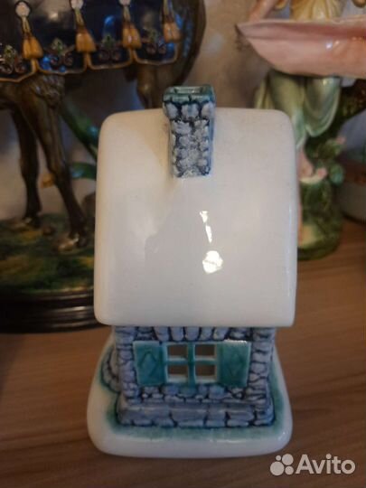 Подсвечник домик статуэтка зик конаково