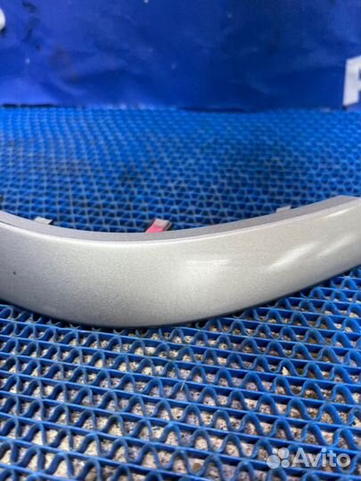 Накладка торпеды Toyota Auris хэтчбек 1ZR 2007