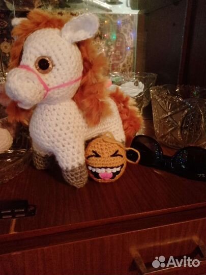 Лошадки ручная работа. Брелки смайлики