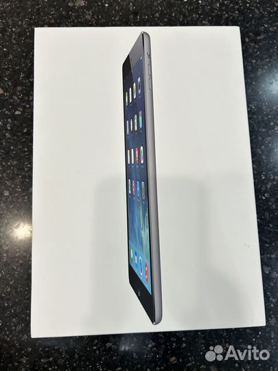 iPad Air 128 GB space gray