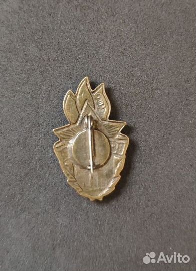 Значок тяжелый СССР 