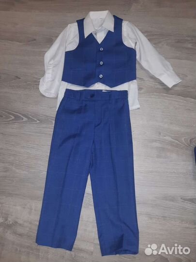 Нарядный костюм для мальчика 98-104