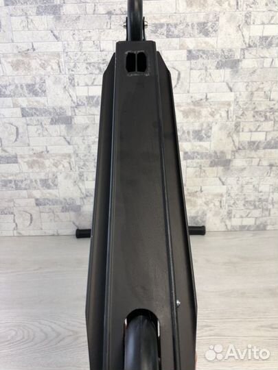 Самокат трюковой новый