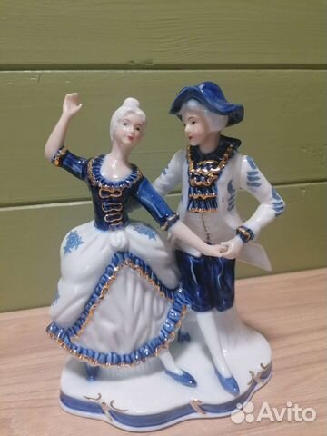 Статуэтка фарфор Rococo Collection