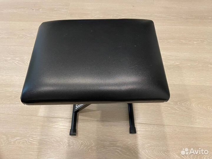 Стульчик для пианино