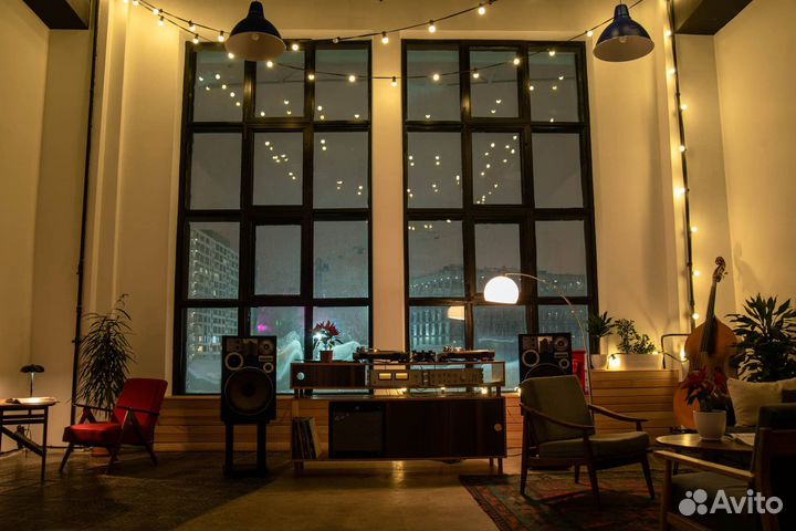 Аренда лофта с панорамными окнами для вечеринки