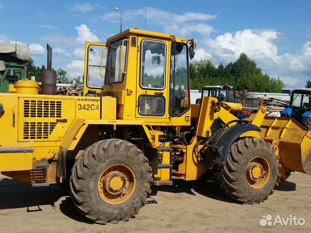 Погрузчик амкодор бу авито. Амкодор 342с4. Ковшевой цилиндр Амкодор 342