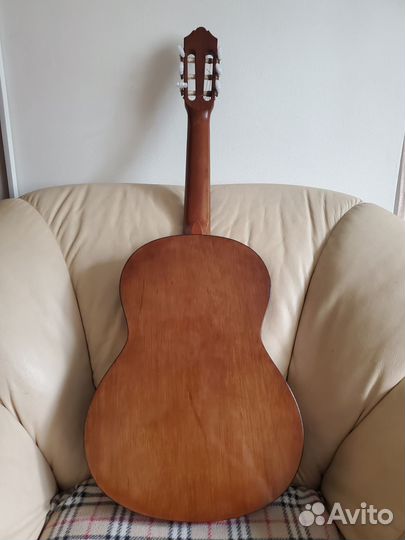 Гитара yamaha CS40