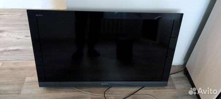 Телевизор бу sony 42
