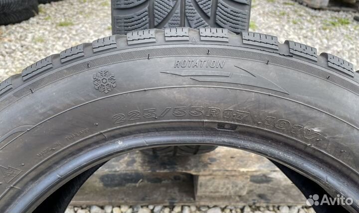 Maxxis WP-05 ArcticTrekker 225/55 R17