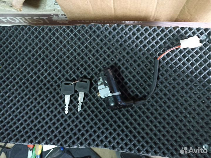 Замок зажигания для мопеда скутера
