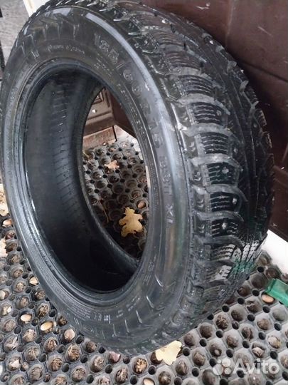 Nokian Tyres Hakkapeliitta 5 185/60 R15